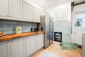 Photo 15- click for photo gallery